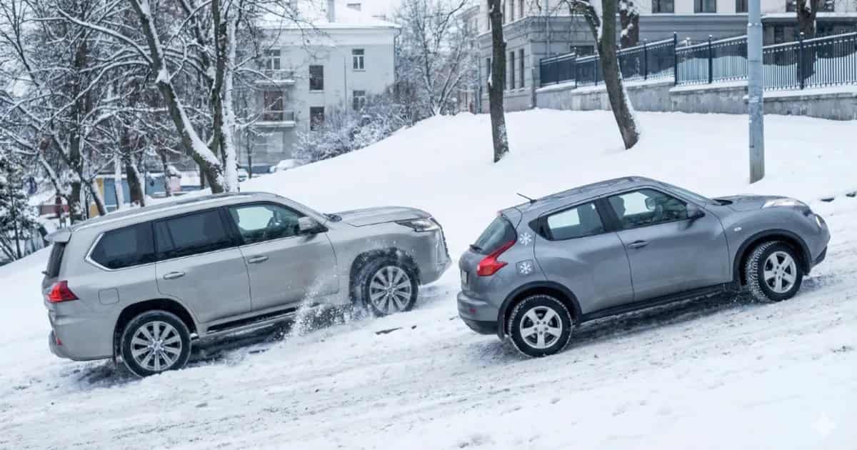 "Altımdaki Araba Cip Ama Yokuşu Çıkar mı?" 2026'da Şehir İçi İçin 4x4 (Dört Çeker) Almak İsraf mı, İhtiyaç mı? - Bakım | arabakarsilastirma.com.tr